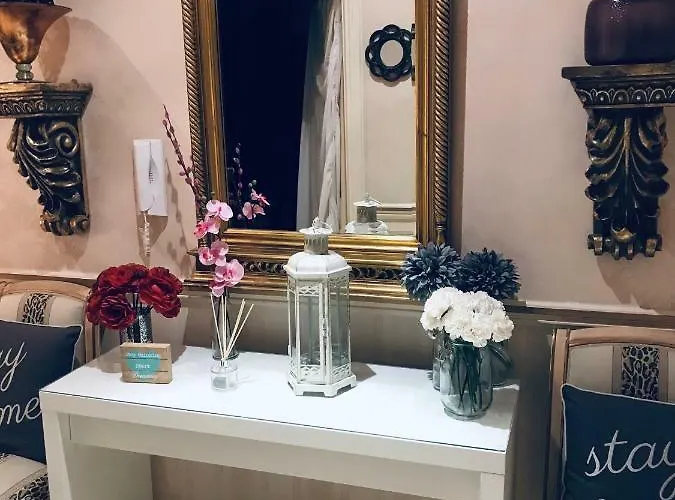 Centre Georgian Style 아파트