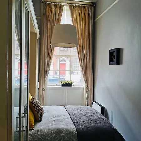 Appartement Centre Georgian Style