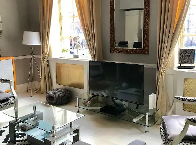 Centre Georgian Style アパート