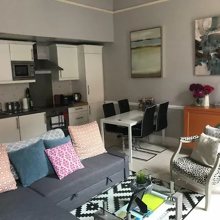 City Centre Georgian Style Apartment Dublin