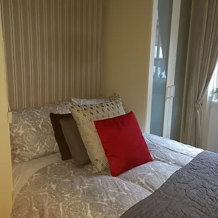 City Centre Georgian Style Apartment
