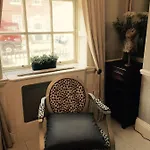 Centre Georgian Style